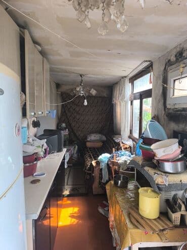 kirayə neftcilər: Salam. Ev 1 otagin 2ye bölünmesidir. Real aliciya cuzi endirim olacag — 7