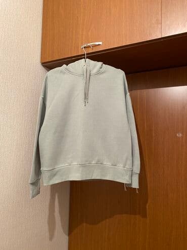 qadınlar üçün toxunma papaqlar: Svitşotlar — 1