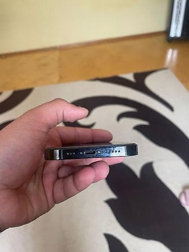 playstation 4 yeni: IPhone 14 Pro, 256 GB, Black Titanium, Face ID — 6