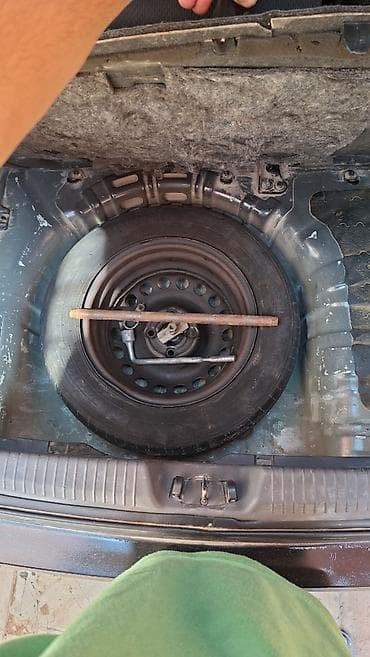 yto 554 tractor: Kia Rio: 1.5 l | 2005 il Hetçbek — 10