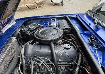 hyundai elantra qapi: Kredit ilkin odeniw 1500 azn 14 ay 320 azn qalib. mawinin ustune 1100 — 5