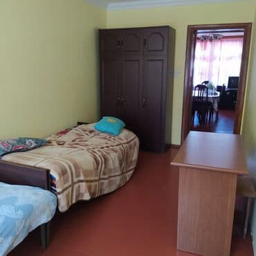 Gəncə, 3 otaqlı, Köhnə tikili, 75 kv. m