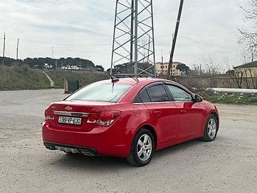 ses bogucular: Chevrolet Cruze – Qırmızı sedan - Kuzov: sedan, parlaq qırmızı rəng - — 5