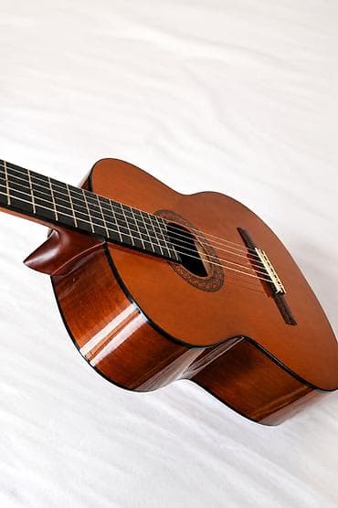 Классическая гитара, Yamaha, Б/у, Бесплатная доставка, Самовывоз — 2