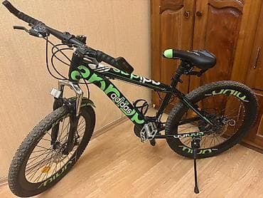 MTB tipli velosiped - Gödəkçə: alüminium/metal karkas, qara-yaşıl