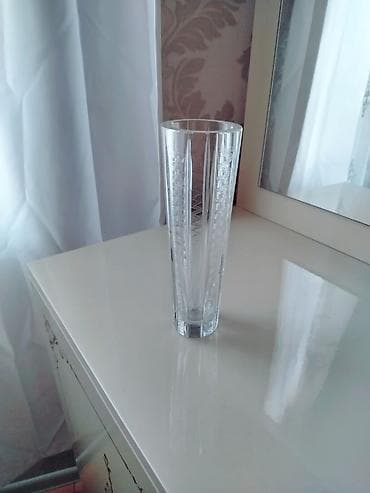 Bir vaza, Bogem şüşəsi lalafo.az -da Bir vaza, Bogem şüşəsi