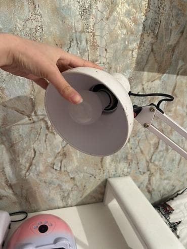 Moyka avadanlığı: Manikür üçün tam avadanlıq seti Tərkib: - Masaüstü manikür stolu və — 5