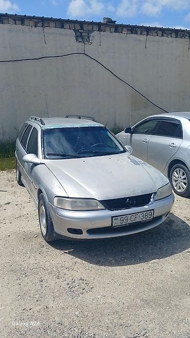 Opel Vectra: 1.6 l | 1999 il Universal