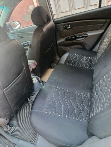 fiat doblo ölüxana: Kia Rio: 1.5 l | 2010 il Hetçbek — 5