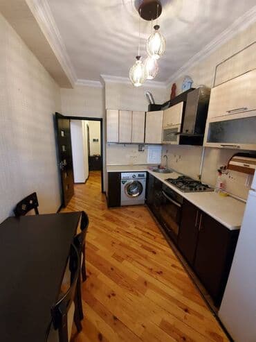 sumqayit 13 mkr: 2 otaqlı, Yeni tikili, m. Həzi Aslanov, 80 kv. m — 20