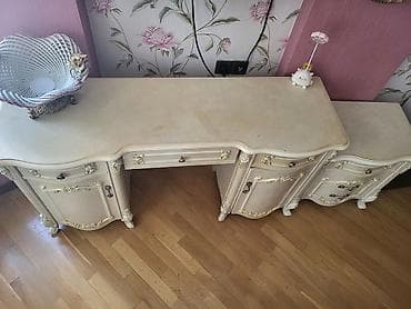 stullar islenmis: Klassik üslubda makiyaj/iş masası dəsti - Üslub: Barok/klassik, krem — 2