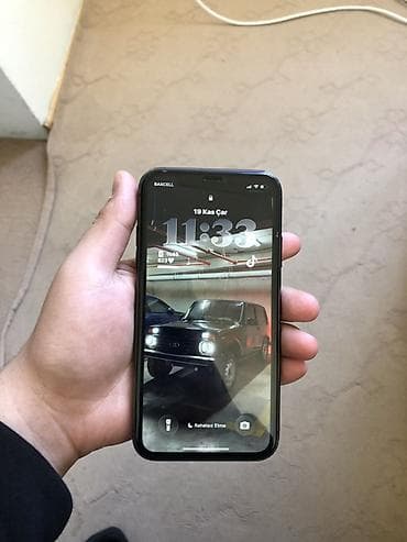 aple: IPhone 11, Qara, Face ID — 2