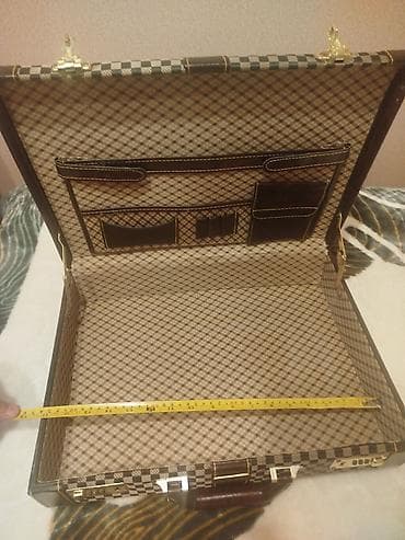 sumqa: Diplomatik çanta,çamadan TƏCÍLÍ: təzədən seçilmir Bərk korpuslu — 3