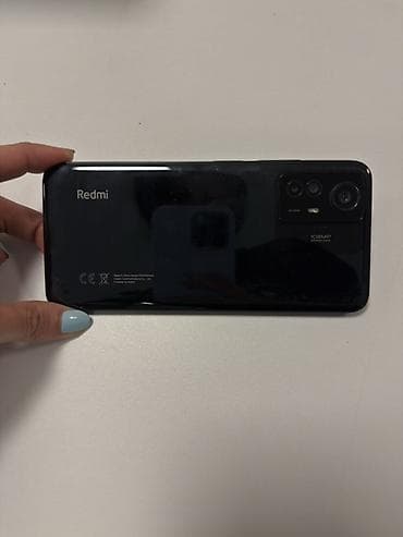 selfie: Redmi smartfon Xüsusiyyətlər: - Arxa kamera bloku: 108 MP əsas kamera — 2