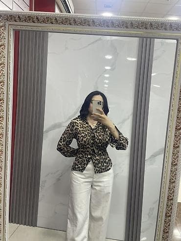Leopard naxışlı qadın köynəyi - Model: klassik yaxalıqlı, düyməli — 4