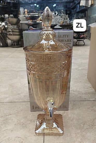 3 litrlik içəcək qabı (kompot, su, şirə)
Şüşədir