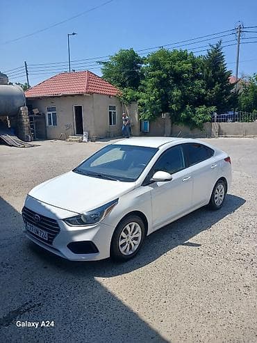 lovol 504 b: Hyundai Accent: 1.6 l | 2021 il Sedan — 2