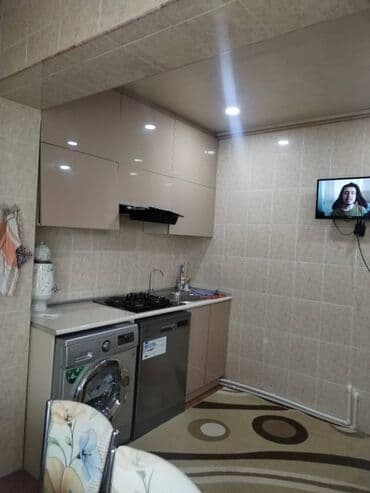 lənd kuruzer ucun led işıq lupası hardan tapmaq olar: Bakı, 3 otaqlı, Köhnə tikili, m. Həzi Aslanov, 80 kv. m — 10