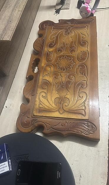 Turniklər və bruslar: Ağacdan oyma naxışlı nərd-taxta dəsti - Material: tam ağac (qoz — 2