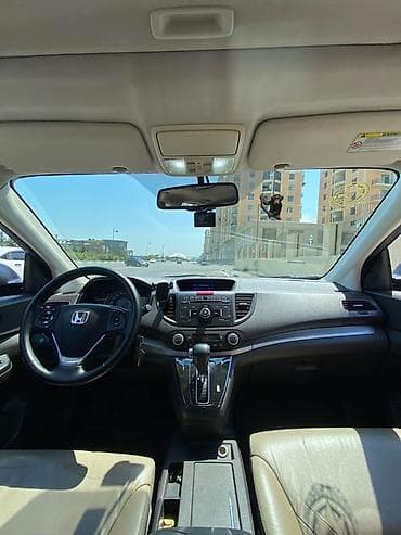w211 disk teker: Honda CR-V krossover, qara rəngdə, geniş və rahat salonlu modeldir — 5