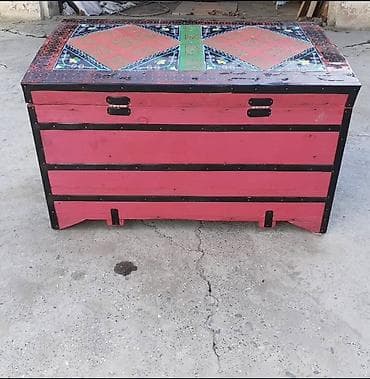 ikinci əl saatlar: Taxta əl işı – naxışlı sandıq - Material: massiv taxta, əl ilə — 7