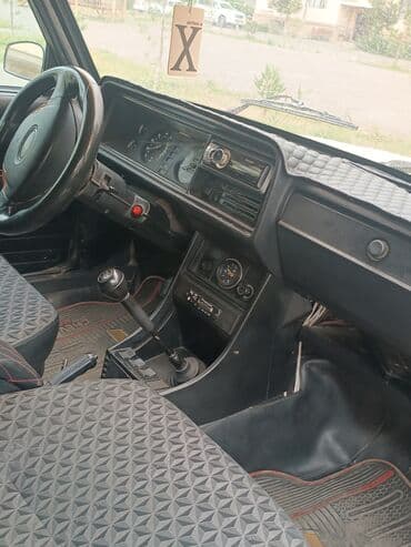 təkər 205: VAZ (LADA) 2107: 3 l | 1996 il 3000 km Kabriolet — 5