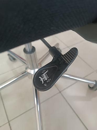 kreslolar: Təkərli, Qolları tənzimlənir, Parça — 4