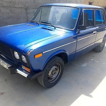 antikvar maşınlar: VAZ 2106, mavi rəng, sedan kuzov Xüsusiyyətlər: - Klassik “altılıq” — 2