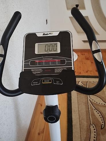 velo kask: Hec bir problemi yoxdur pul.lazimdi deye satiram 650alinib 400satiram — 2