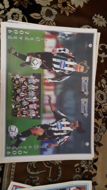 ustunde gerb olan qepik: İtaliya futbolu şəkilləri — 16