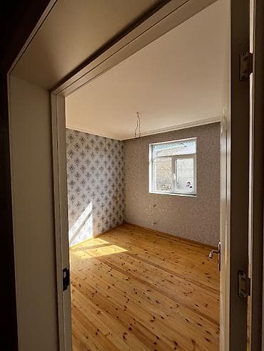 sekide ev satilir: Sumqayıt, 6 kv. m, 2 otaqlı, İşıq, Su — 8