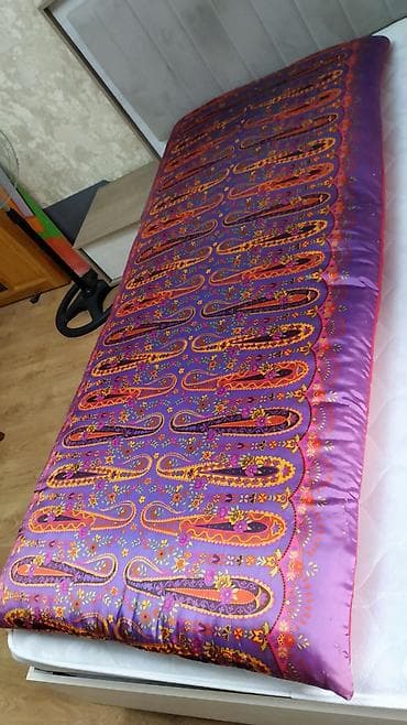 matras işlənmiş: Yun döşək Tək nəfərlik İşlənməyib Qalındı İstəyən olsa İnşaatçılar — 1