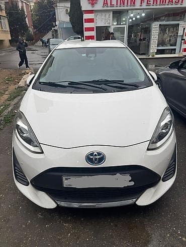 Toyota Aqua: 1.5 l | 2020 il Hetçbek — 1