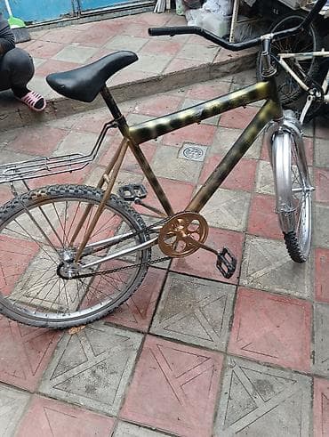 Salam herkese ilk öncə onu deyim ki heç bir problemi yoxdu otur sür