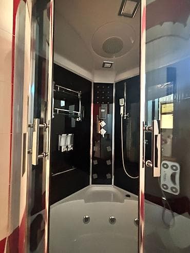 hamam vannalar: Hidromassajlı duş kabinəsi – buxar funksiyalı künc model — 2