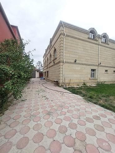 qalada evler: Obyekt: 3 mərtəbəli müstəqil villa - Memarlıq: Klassik üslubda fasad — 3