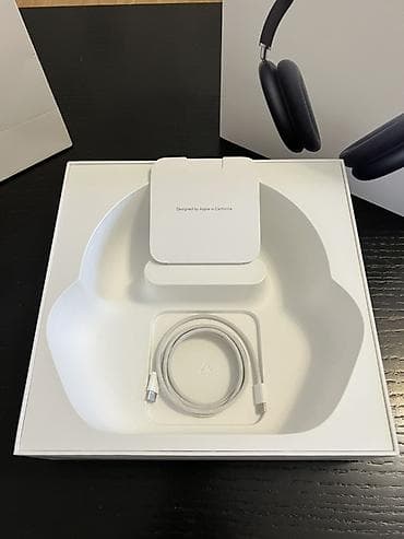 Apple Airpods Max Midnight Ideal veziyyetdedir. Xanim terefinden ve az — 2