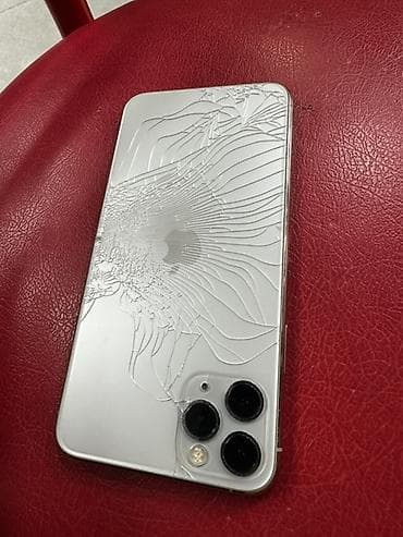 iphone 8 islenmis: IPhone 11 Pro Max, 128 GB, Ağ, Face ID — 2