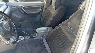 disk lada: Toyota RAV4, gümüşü rəng, 5 qapı, kompakt krossover/SUV. Texniki — 2