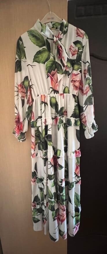 детские кровати на заказ: Qadın geyimləri – bir neçə model - Ağ üzərində mavi naxışlı dəst — 18