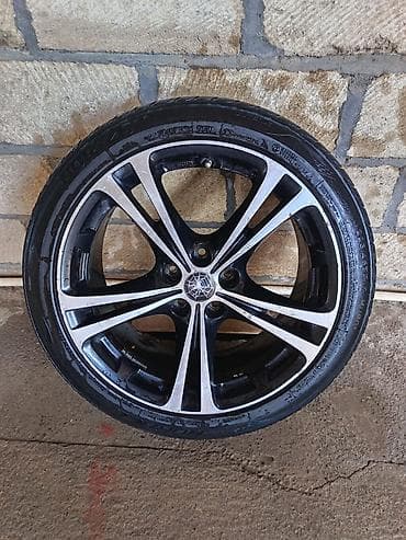 Mercedes-Benz 5 bolt - Disklər: parlaq qara rəng, gümüş rəngli 5 cüt lalafo.az -da Mercedes-Benz 5 bolt - Disklər: parlaq qara rəng, gümüş rəngli 5 cüt