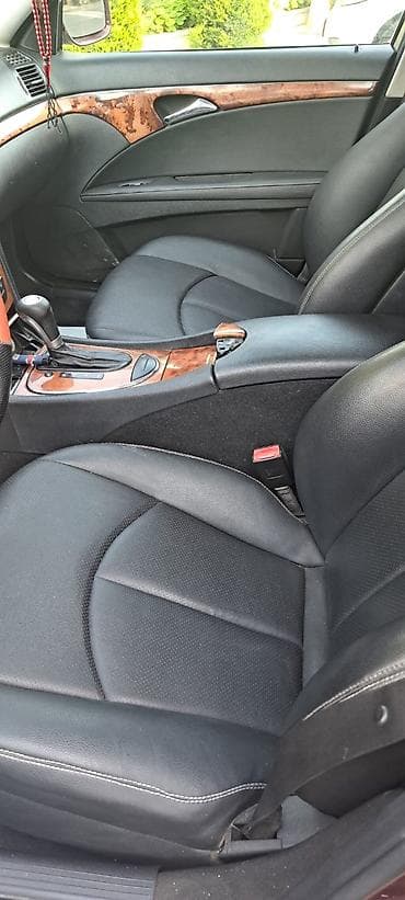 mercedes s600: Mercedes-Benz E 230: 2.5 l | 2008 il Sedan — 5