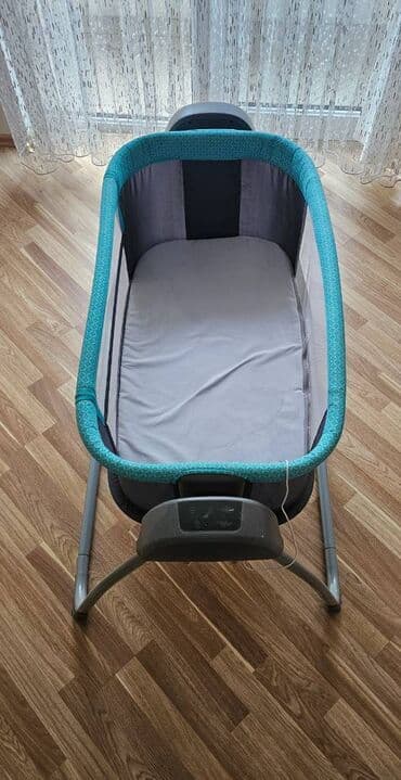 Manejlər: İdeal vəziyyətdədir. Avtomatik yellənir. Musiqilidir. Aşağı hissəsi — 6