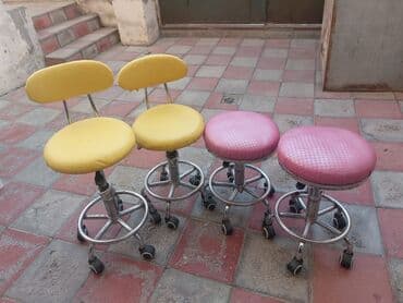 2 ədəd belli 2 ədəd belsiz Bar oturacalarin biri 30 azn Unvan