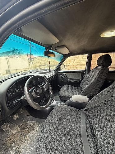 xezer lada lizing: QAZ 31105 Volga: 2.3 l | 2004 il Sedan — 8