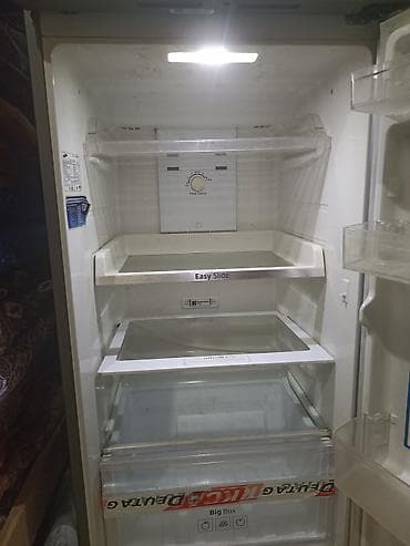 samovar satisi: İşlənmiş 2 qapılı Samsung Soyuducu Satılır, rəng - Gümüşü — 7