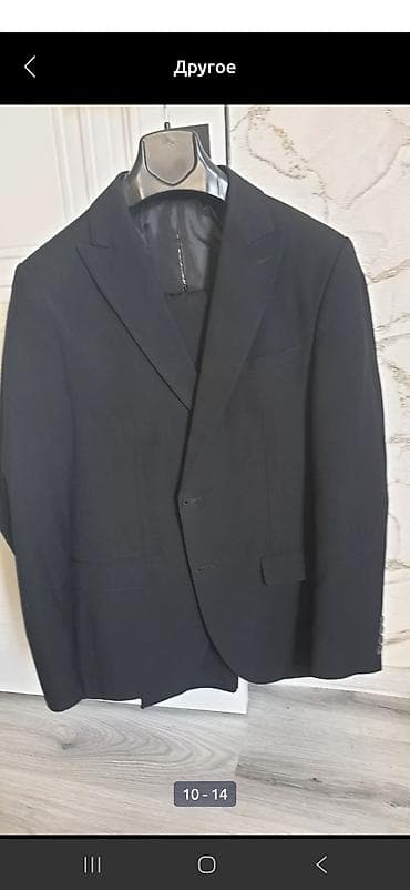 Мужская одежда: Gri rəngli, xallı-çəpər (plaid) naxışlı kişi kostyumu. Brend: GUSTO — 9