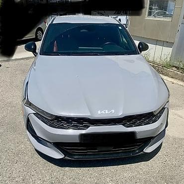 Kia K5: 1.6 l | 2023 il Sedan — 1