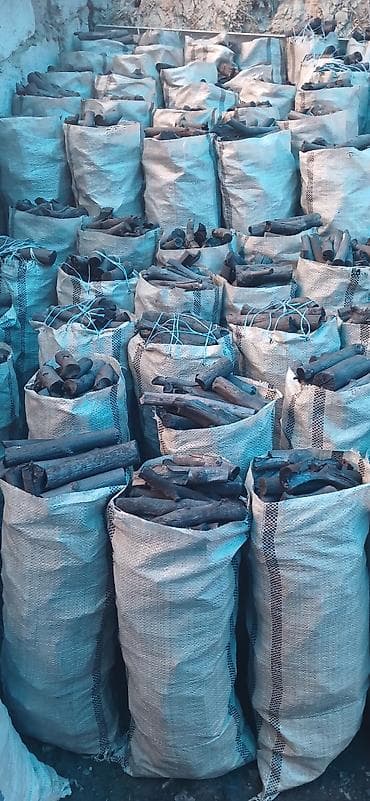 бак для летнего душа: Məhsul: Odun kömürü və odun budaqları Təsvir: - Təbii ağacdan — 2