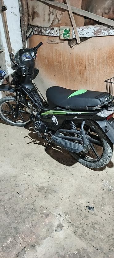 Moped/motor-velosiped tipli şəhər motosikleti - Marka/model üzərində